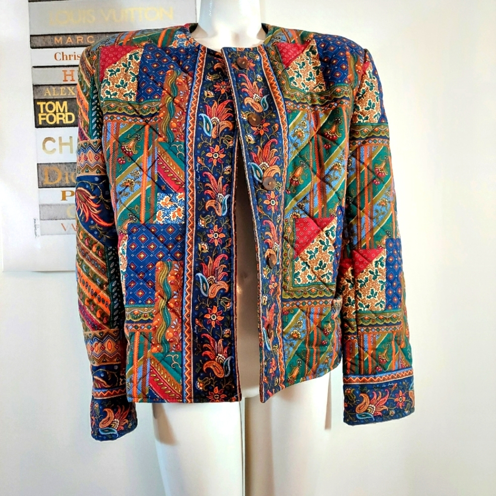 HP🥳 Vintage Vera Bradley quilted multi print patchwork puffy floral boho jacket - Picture 2 of 14